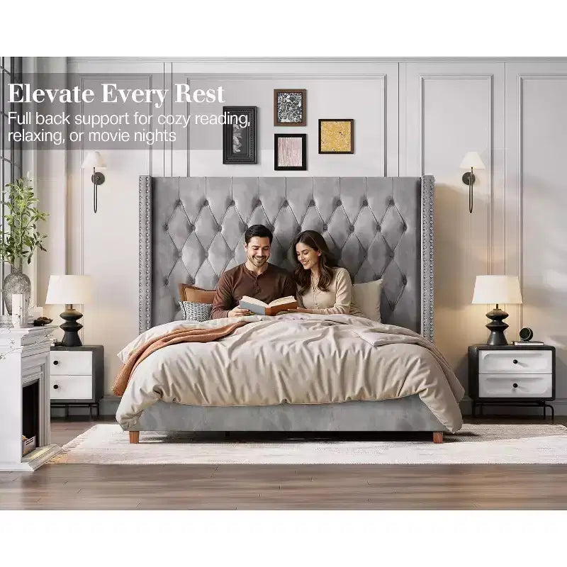 Marco de cama tapizado de terciopelo con cabecero alto y base de plataforma en beige, negro o gris – Queen, King o California King