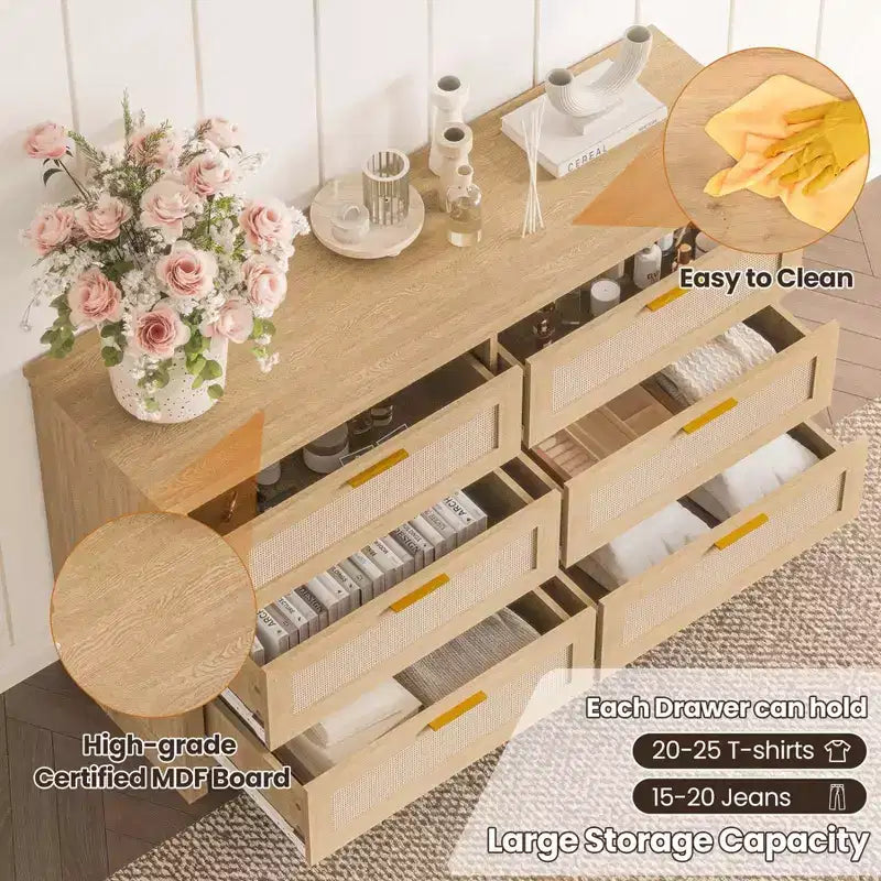 Cómoda de 8 cajones con frontal de ratán tono madera natural